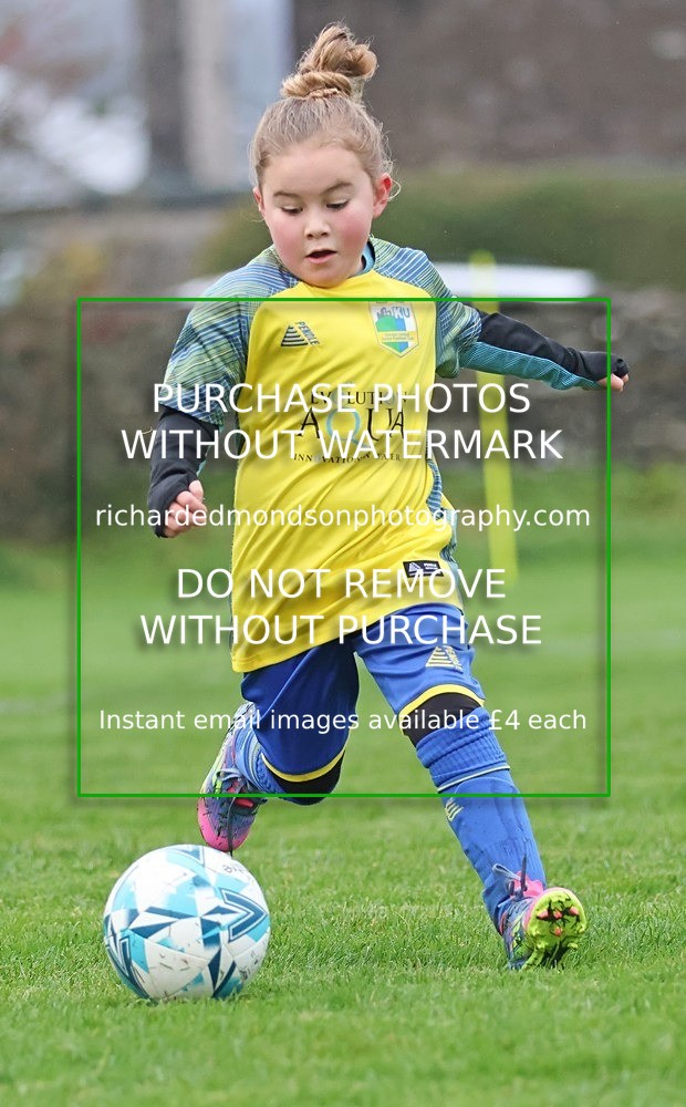 533A4696 - Wattsfield under 7s vs Kendal Utd Ladies & Girls U8 (22/11/25)