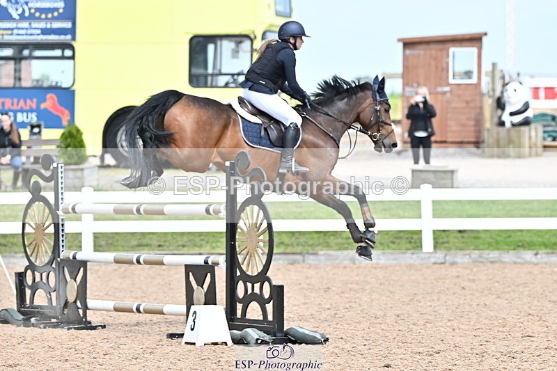 240605A-154923-00978 - Cls 5 Foxhunter and 1.20m Open