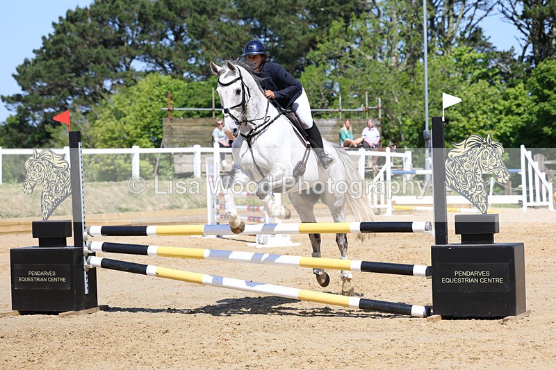 3E7A5827 - Class 4: Senior BN/90cm open