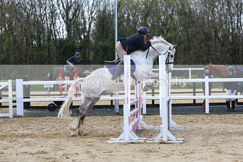 3E7A0766 - Class 4: Senior British Novice/90cm open