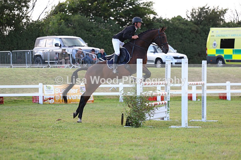 3E7A4935 - Class C1: Showjumping Senior Newcomers/1.10m open