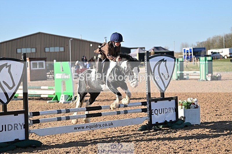 250401-172515-00411 - 70cm classes