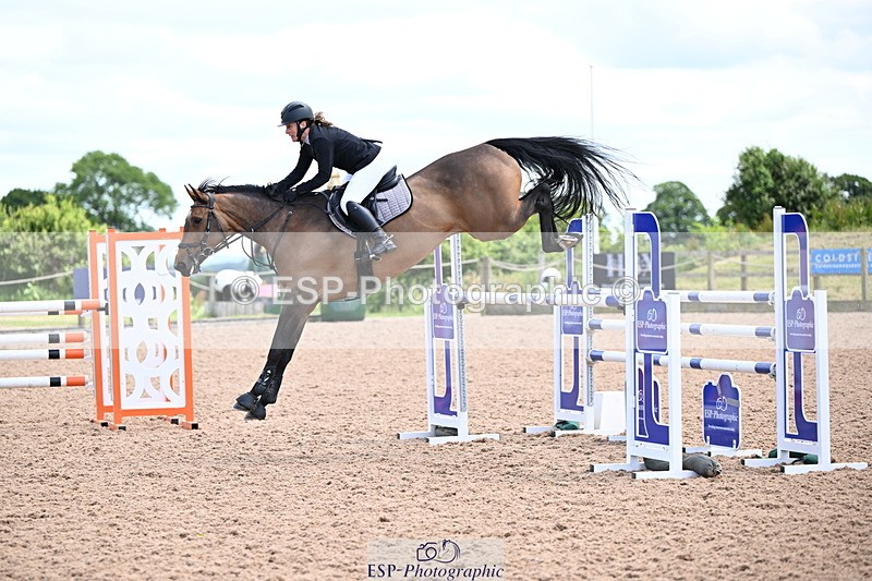 240608A-143329-02776 - Cls 5 Snr Foxhunter and 1.20m Open