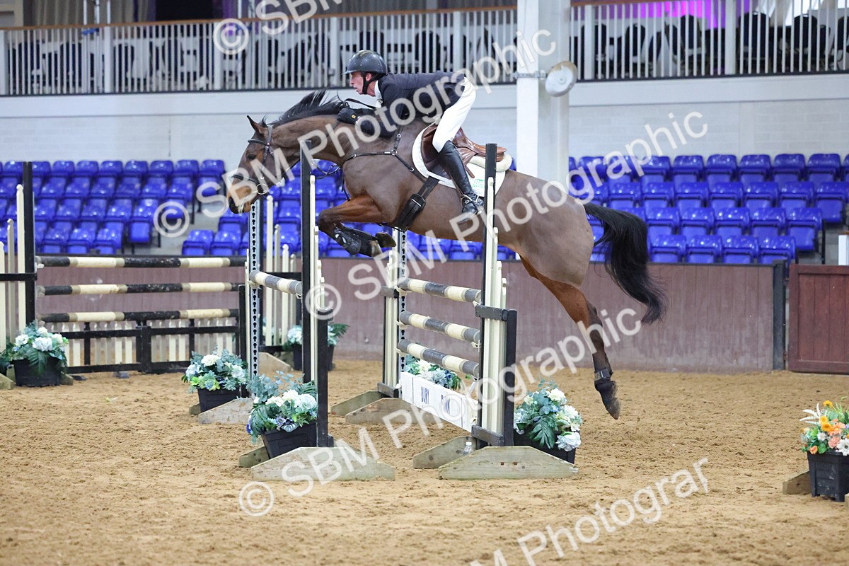 1I0A4809 - Class 9 - Senior Newcomers/ 1.10m Open