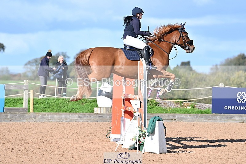 231014A-113641-04440 - Cls 18 Newcomers & 1.10m Open