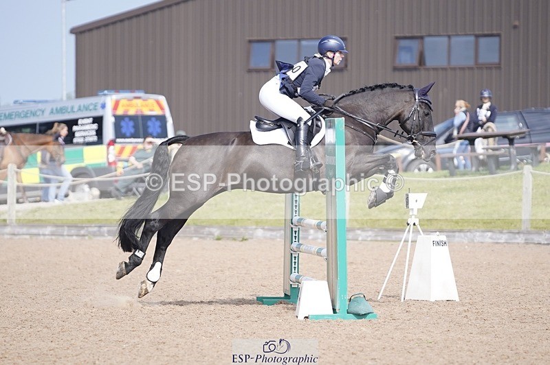 240831A-104714-00365 - 110-Laura.Pritchard-TOUCH.OF.SILK.I