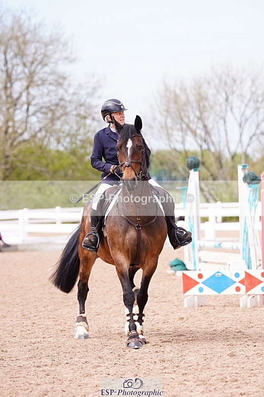 240506A-143404-09541 - Cls 17 Club 60cm