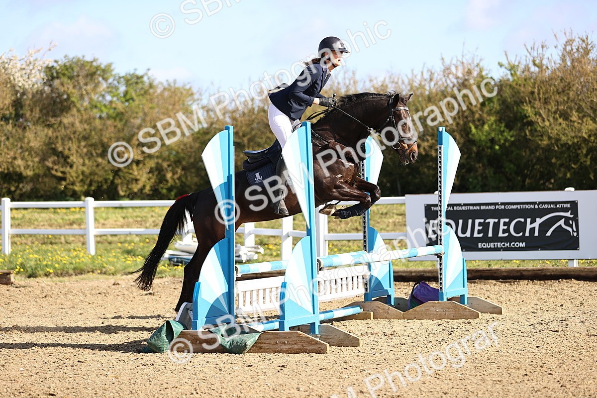 SBM_002944 - Class 14 - Clear Round