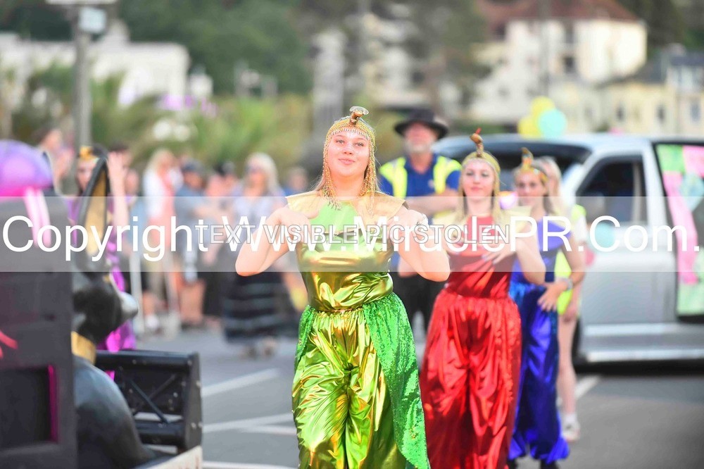 SH4_3994 - Carnival Procession.