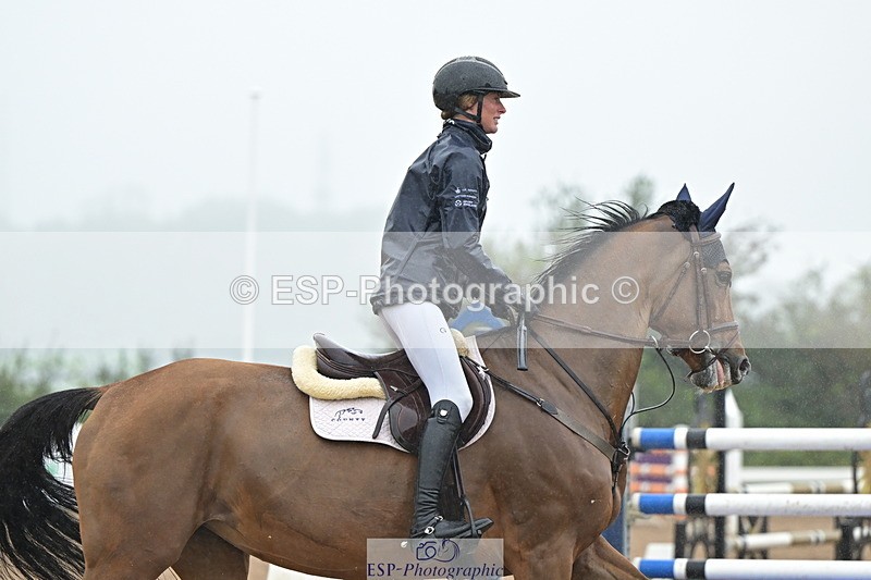 240925A-135820-01014 - Cls 5 Foxhunter and 1.20m Open
