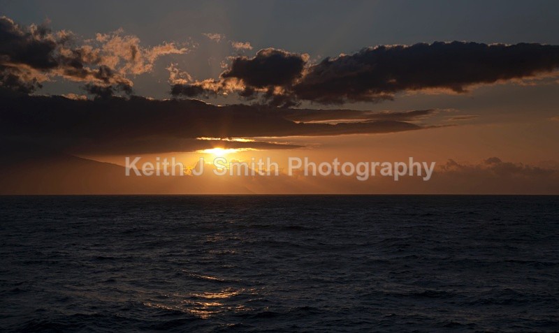 YR6M9158 (RM) - While your were sleeping