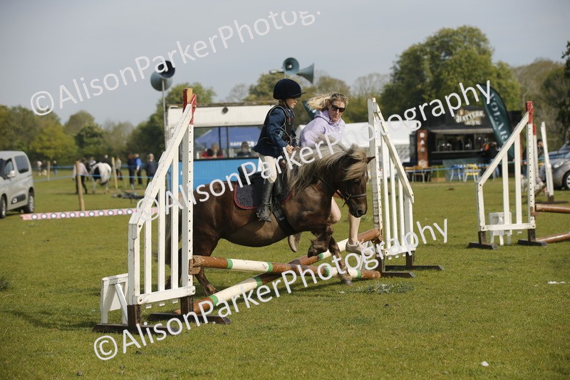 20260426-1071 - Class 1 - Mini Jumping - Lead rein or Assisted