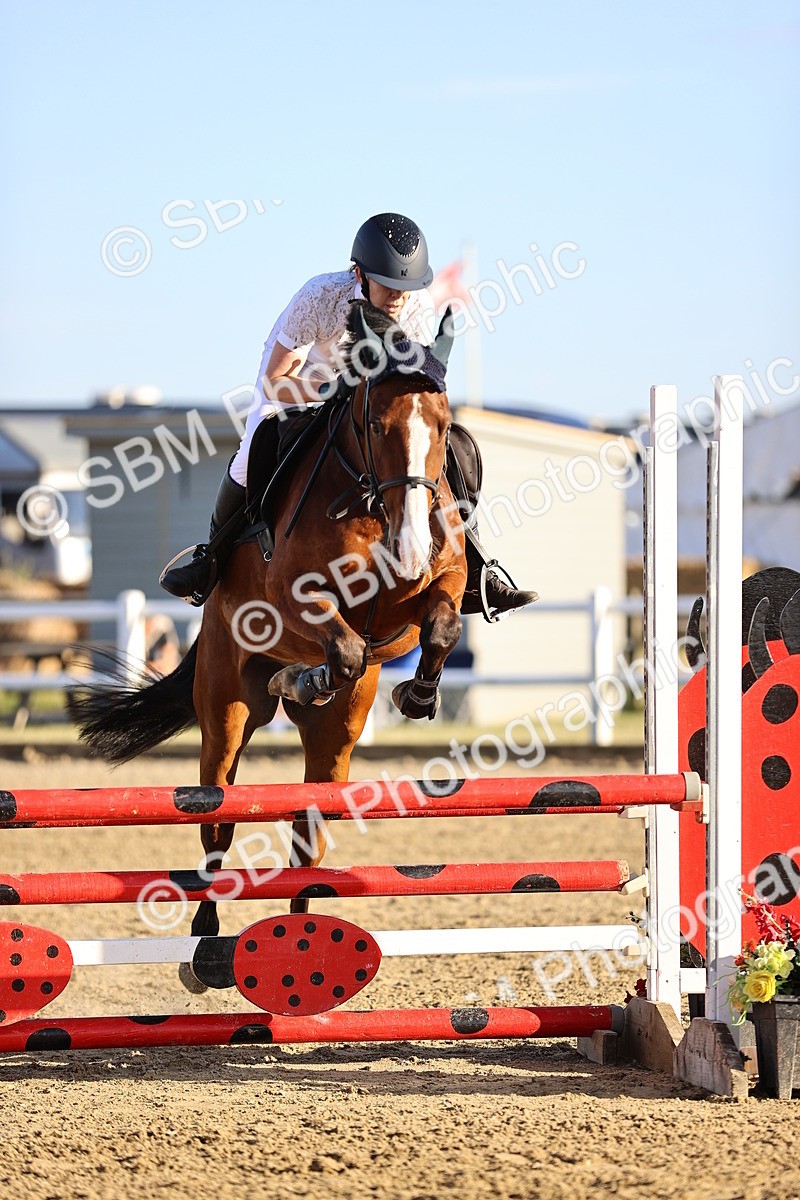 SBM_012431 - Class 12 - Senior British Novice - 90cm Open