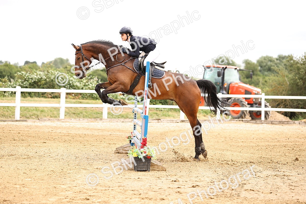 SBM_003062 - Class 21 - Senior Newcomers - 1.10m