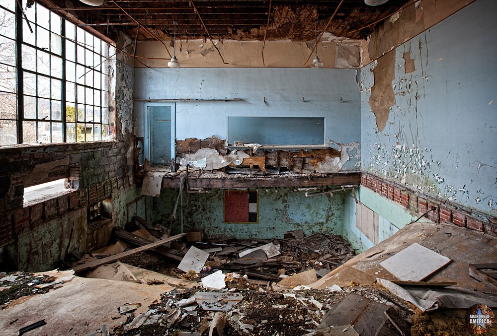  - Dismantling the Dream: The Closure of American Public Schools