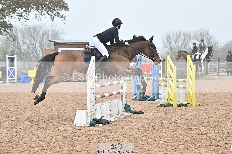 241103A-110821-06906 - SUN Cls 18 British Novice and 90cm Open