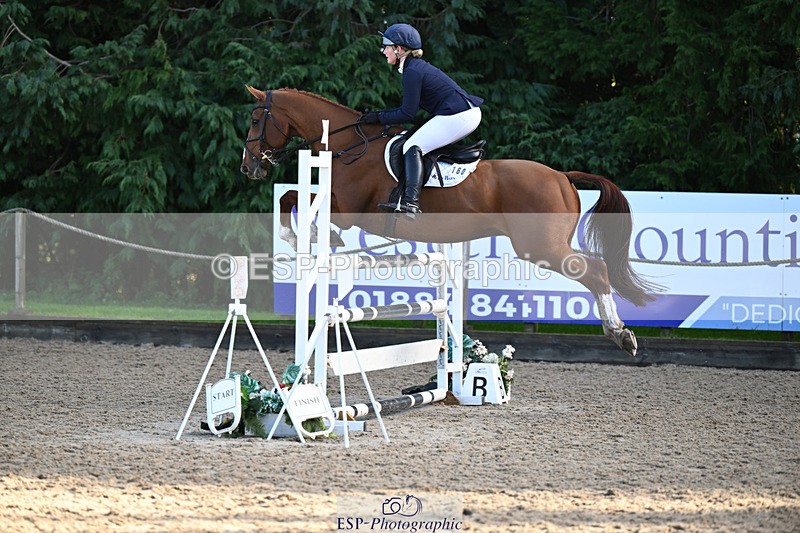 241025-104346-05494 - 160-Gaby.Bull-MILESTONE.GOLD