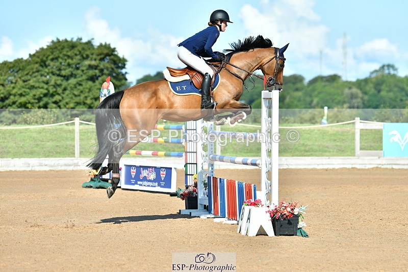 230720A-092142-01675 - Cls 1, 2 Star Small 1.30m