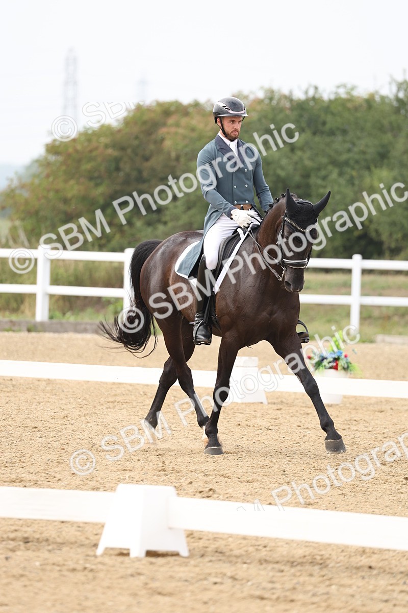 SBM_008322 - Class 10 - FEI INT I - 16.10-16.50