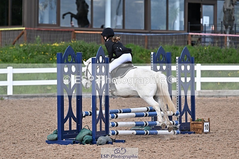 260512-160257-00068 - 60cm Classes