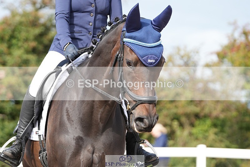 250906-103326-01259 - 033-Caroline.HeardNever.Wait