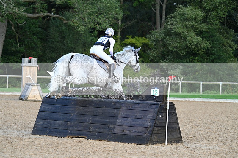 WJ7_6215 - Time 16:55 to 17:11