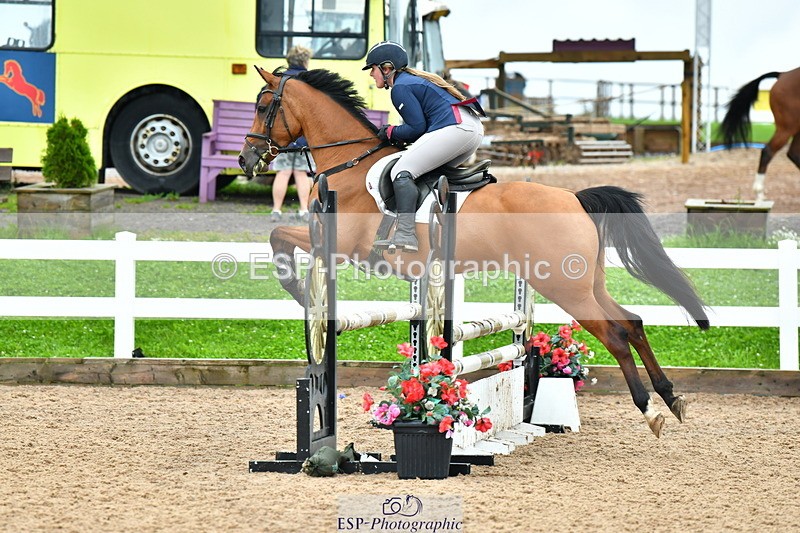 230730A-125318-09865 - Cls 33 85cm Amateur Quali