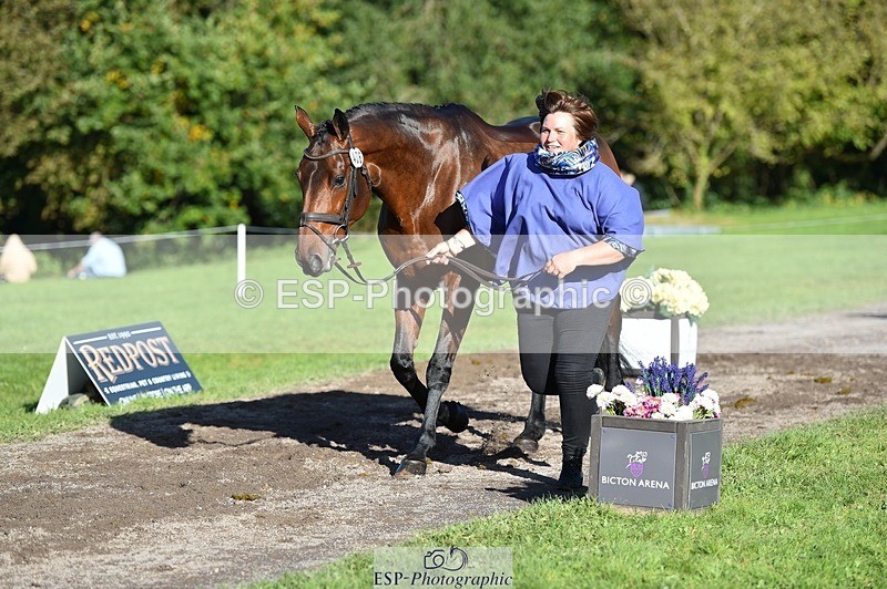 231022-105624-23603 - 406-BALLYCREEN.MILADY-Georgina.Brown-TrotUp+SJ