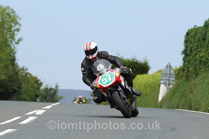 Wayne Axon - Bennetts.co.uk Lightweight TT