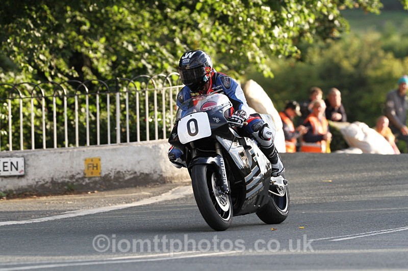 FOM_9977 - Norton Parade Lap