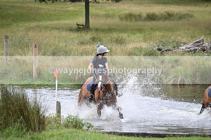 WJ7_2581 - Time at Water 11:37 to 12:13