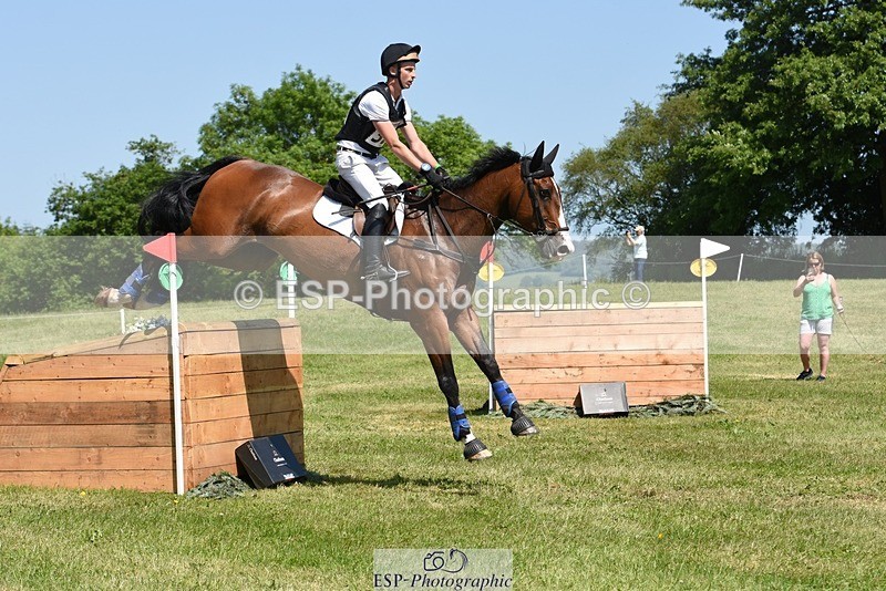 230527-142134-09467 - 325-LONESTAR-Thomas_Hawke-XC