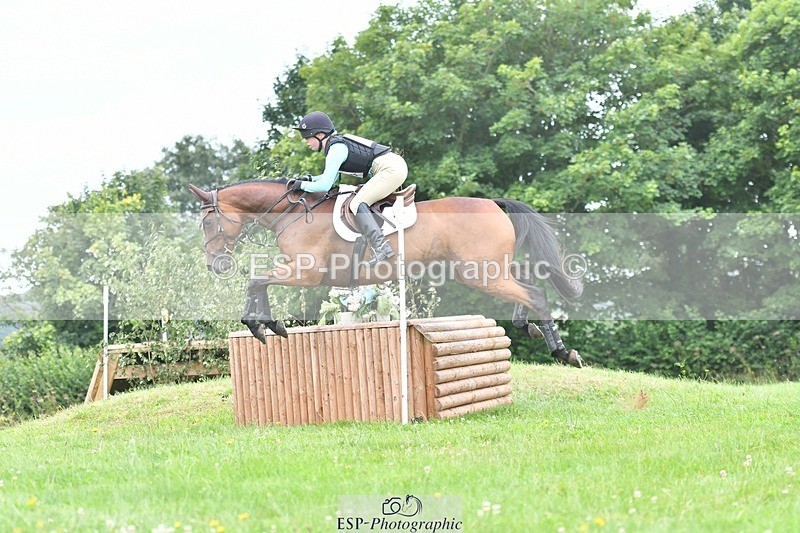 240803-125251-04332 - 119-Izzy_Baines-RIGHT_ON_QUE