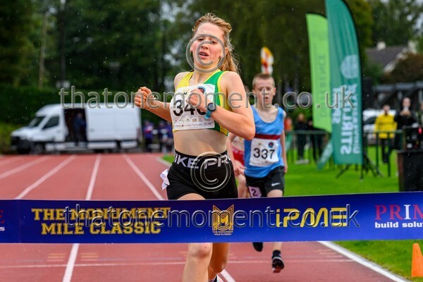 Monument25-917862 - Set One