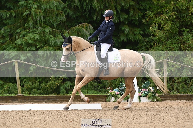 250719A-093333-02956 - 031-Catherine.Boyd-Dante's.Spring