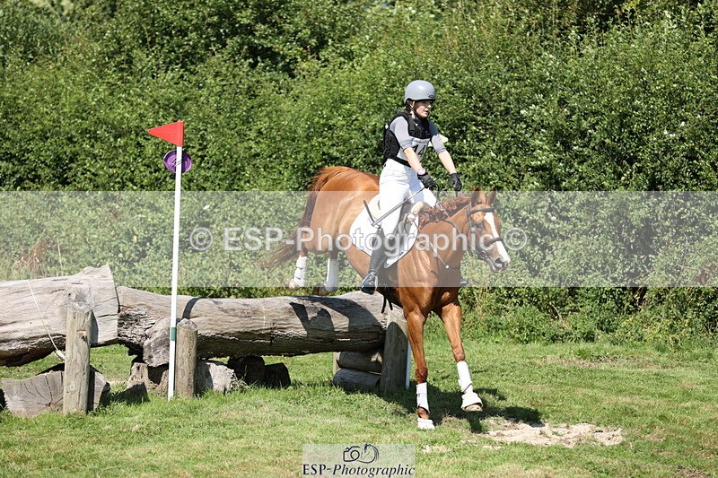 240811A-113104-02402 - 014-