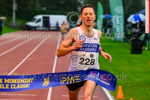 Monument25-918833 - Set Three