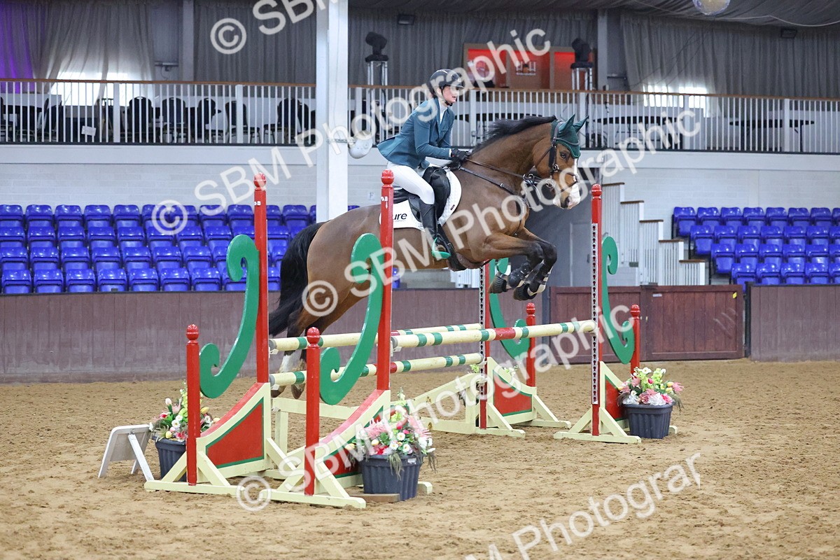 SBM_008637 - Class 21 - Nupafeed Supplements Senior Discovery/ 1m Open - First Round (1.00m)