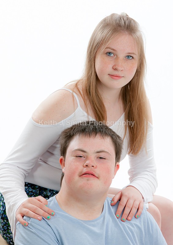 1SKJ6234 - Marianne and Family
