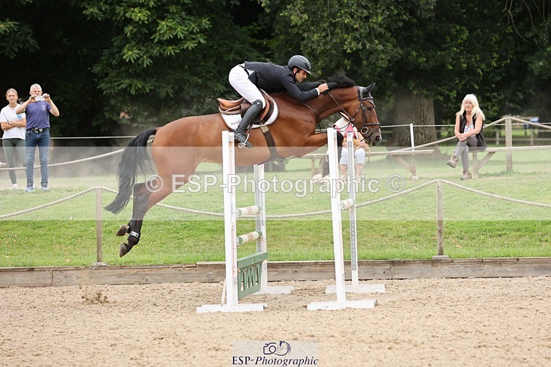 240817-142314-01866 - 05A Snr Newc