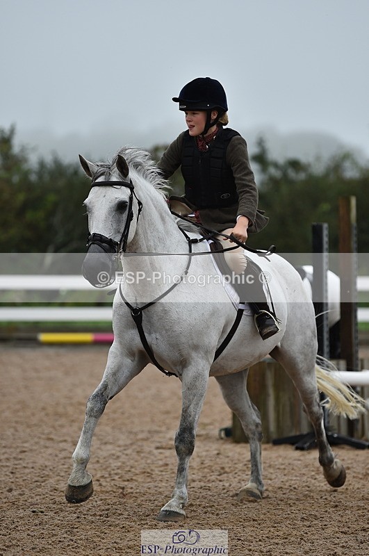 220829A-153442-00095 - Clear Round & 60cm  1a - 1b