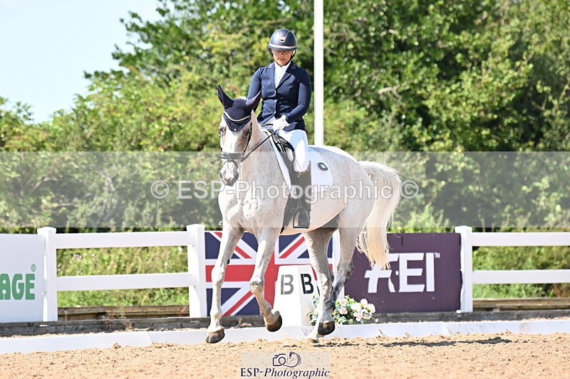 240816A-145428-05522 - 293-Layla.Ambersley-Broadbent-Galwaybay.Buddy