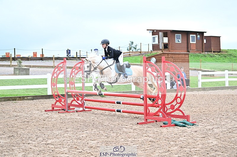 240908A-112633-03358 - Cls 18 A&B Pony Brit Nov & 80 Opern