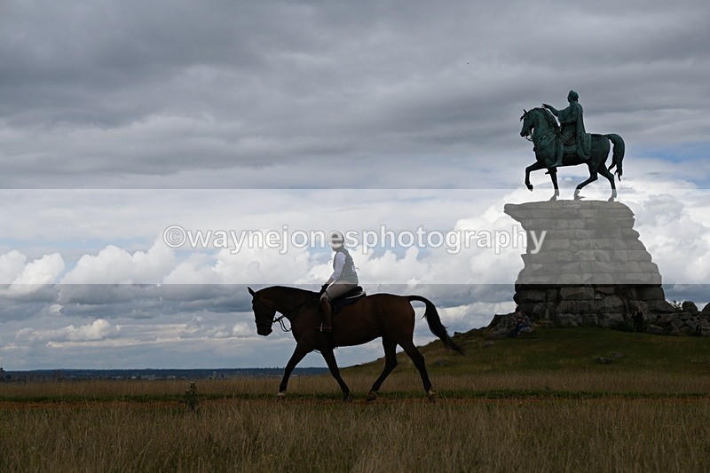 DSC_9413 - Time at Statue 14:33 to 15:10