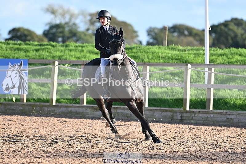 231014A-182230-06573 - Cls 21 National 1.30 & 1.40m Open