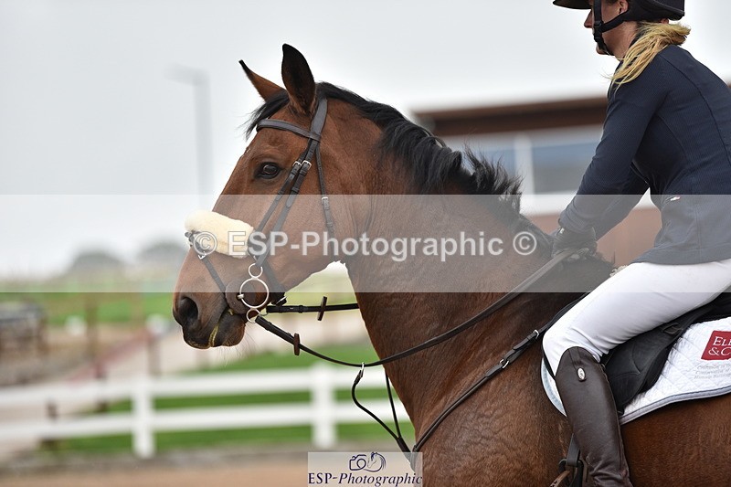 231011A-140720-00646 - Cls 5 Foxhunter & 1.20m Open