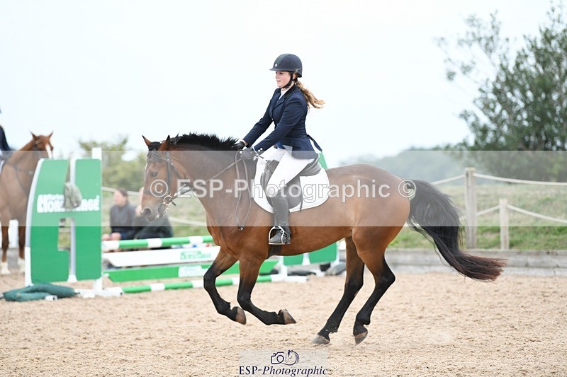 250807-135002-01366 - 90cm Round 2