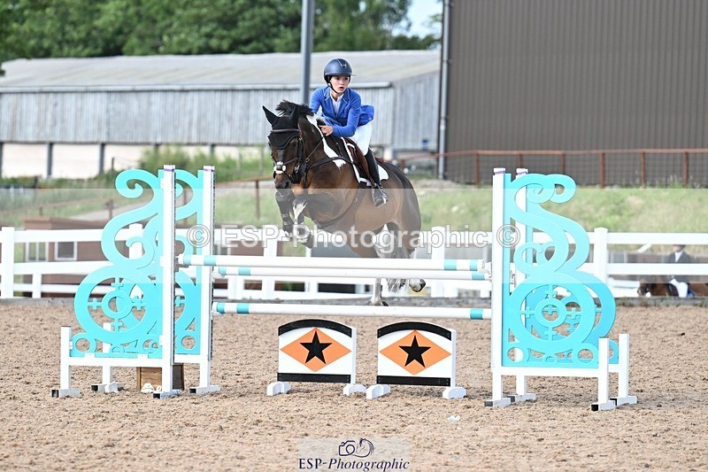 260627-175004-05860 - Cls 27 Foxhunter and 1.10m