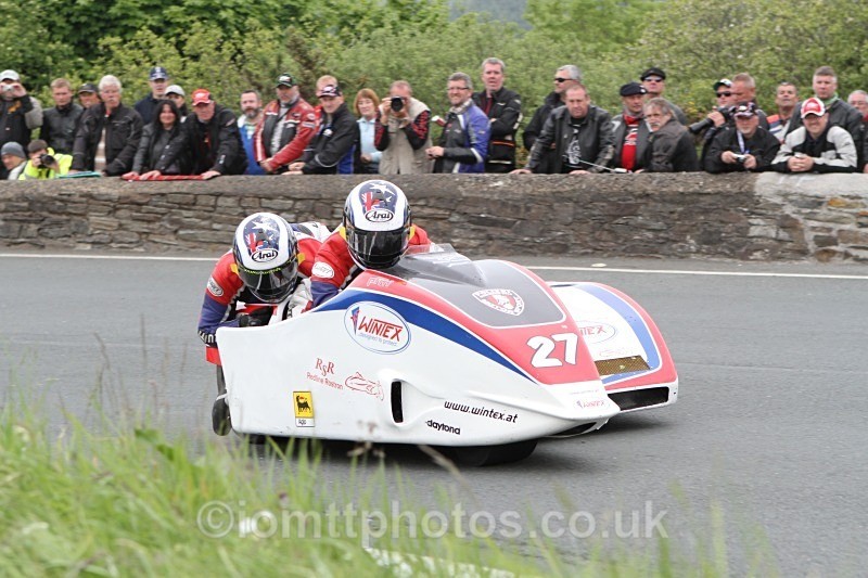  - Sidecar Race 1