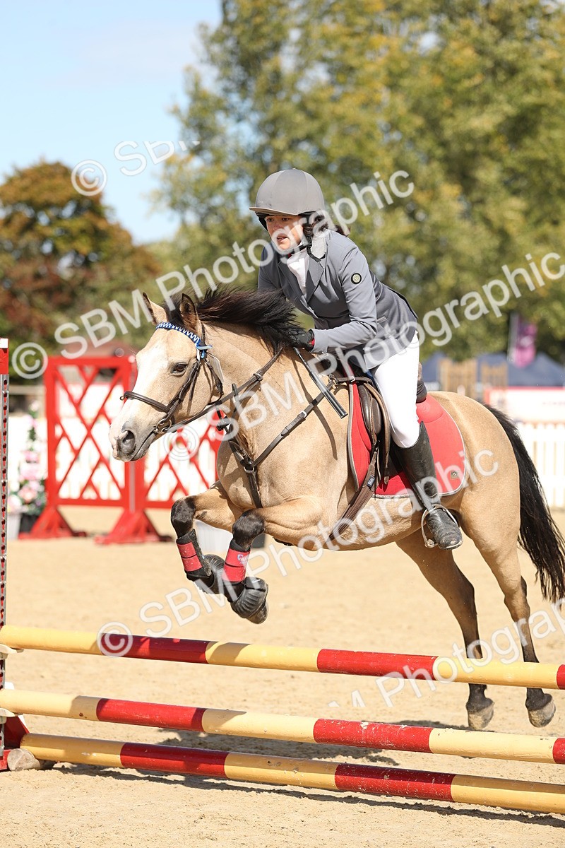 SBM_04706 - J28 - Senior Horse & Pony 60cm Championships